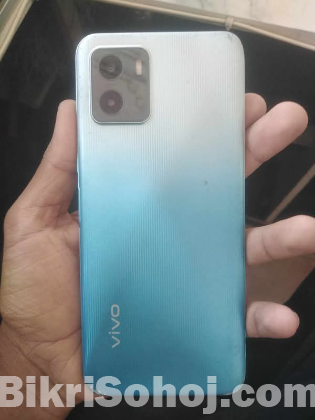 Vivo y15s